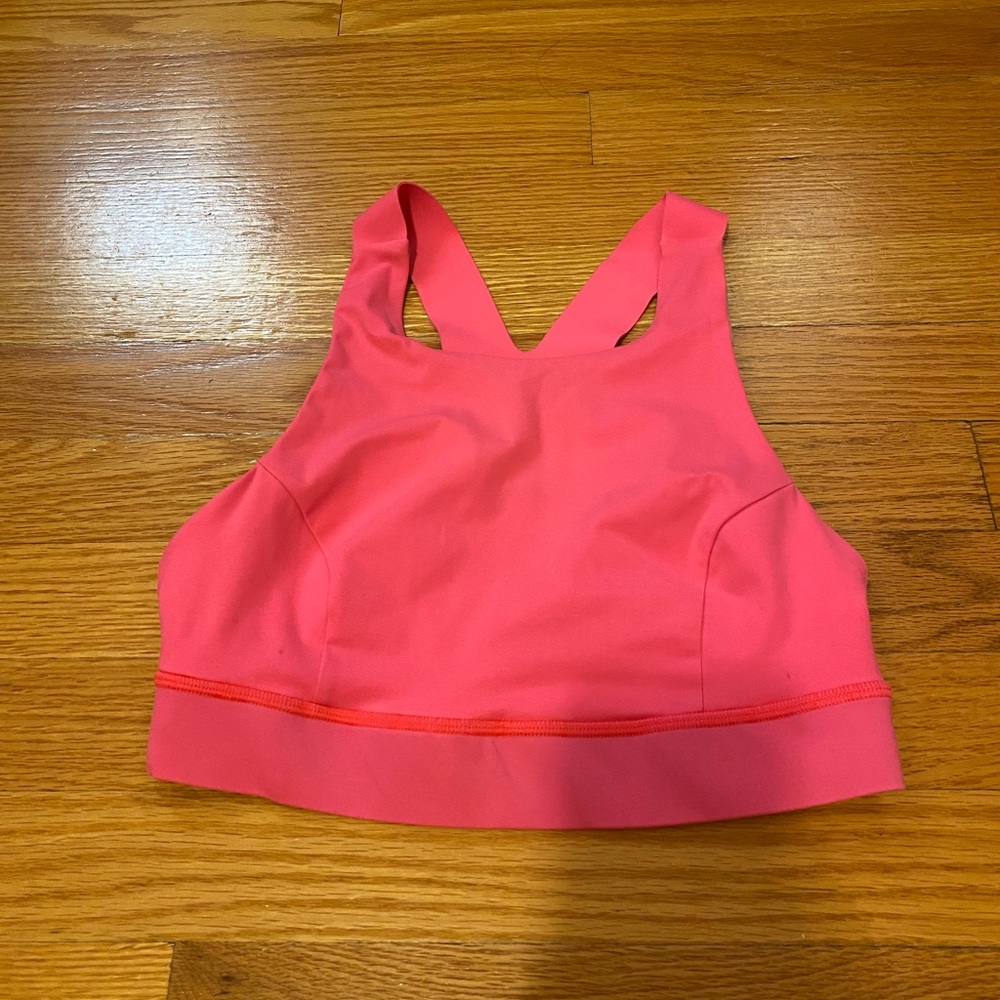 COPY - Lululemon Fast and Free Bra sz 6 - Razzle